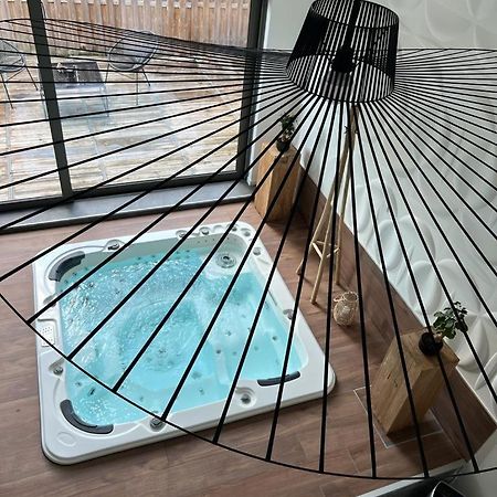 Wellness Loft Huy Apartment Bagian luar foto